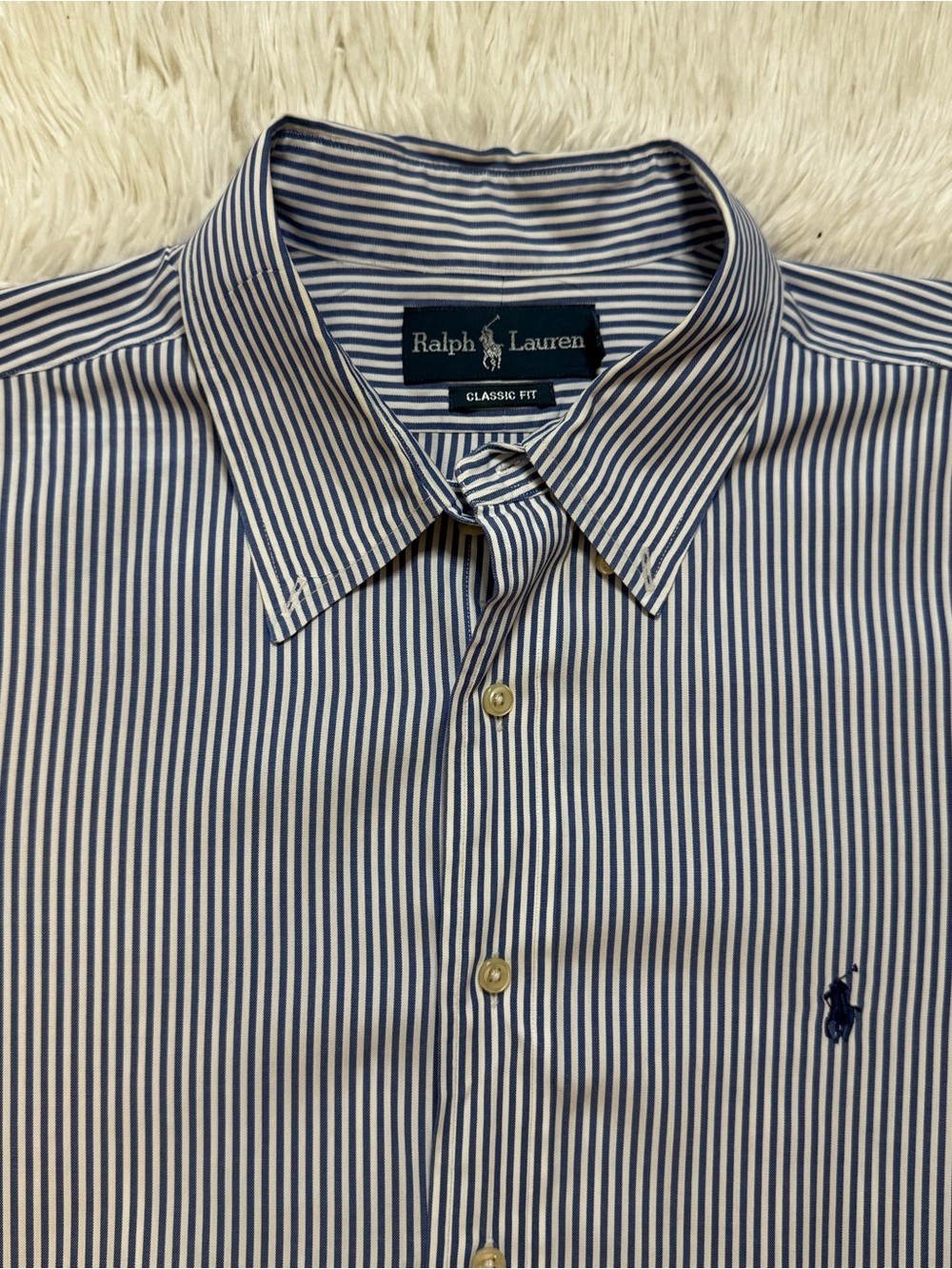 Ralph Lauren Long Sleeve Dress Shirt
Size 17.5 34/35 100% Cotton striped